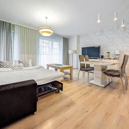 公寓 Kepa Mieszczanska By Bookinghost