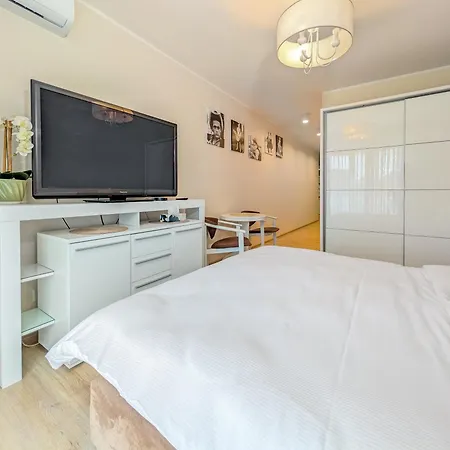 公寓 Kepa Mieszczanska By Bookinghost